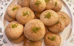 خرید و قیمت انواع کلوچه نادری عمده