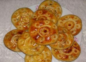 مشخصات کلوچه مغزدار لاهیجان + قیمت خرید