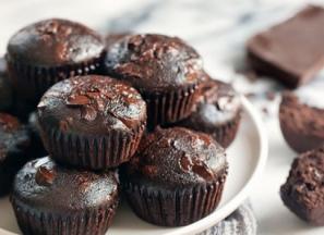 خرید و قیمت روز کیک دوقلو عمده