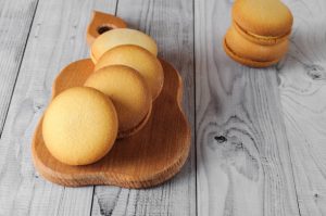 عرضه انواع کلوچه گردویی تبریز با بهترین شرایط